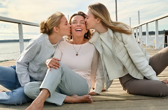 E-lluminations family portrait